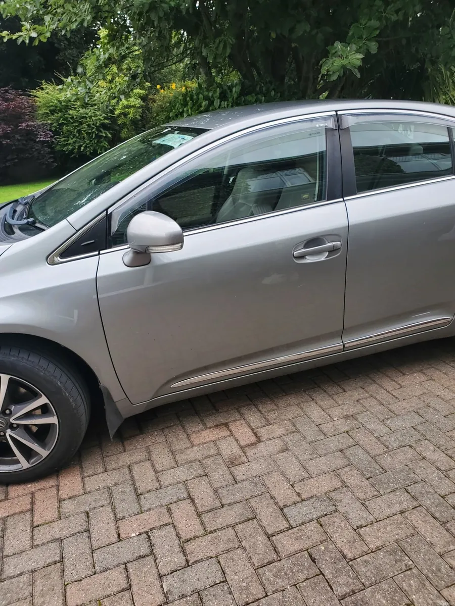 Toyota Avensis 2014 - Image 5