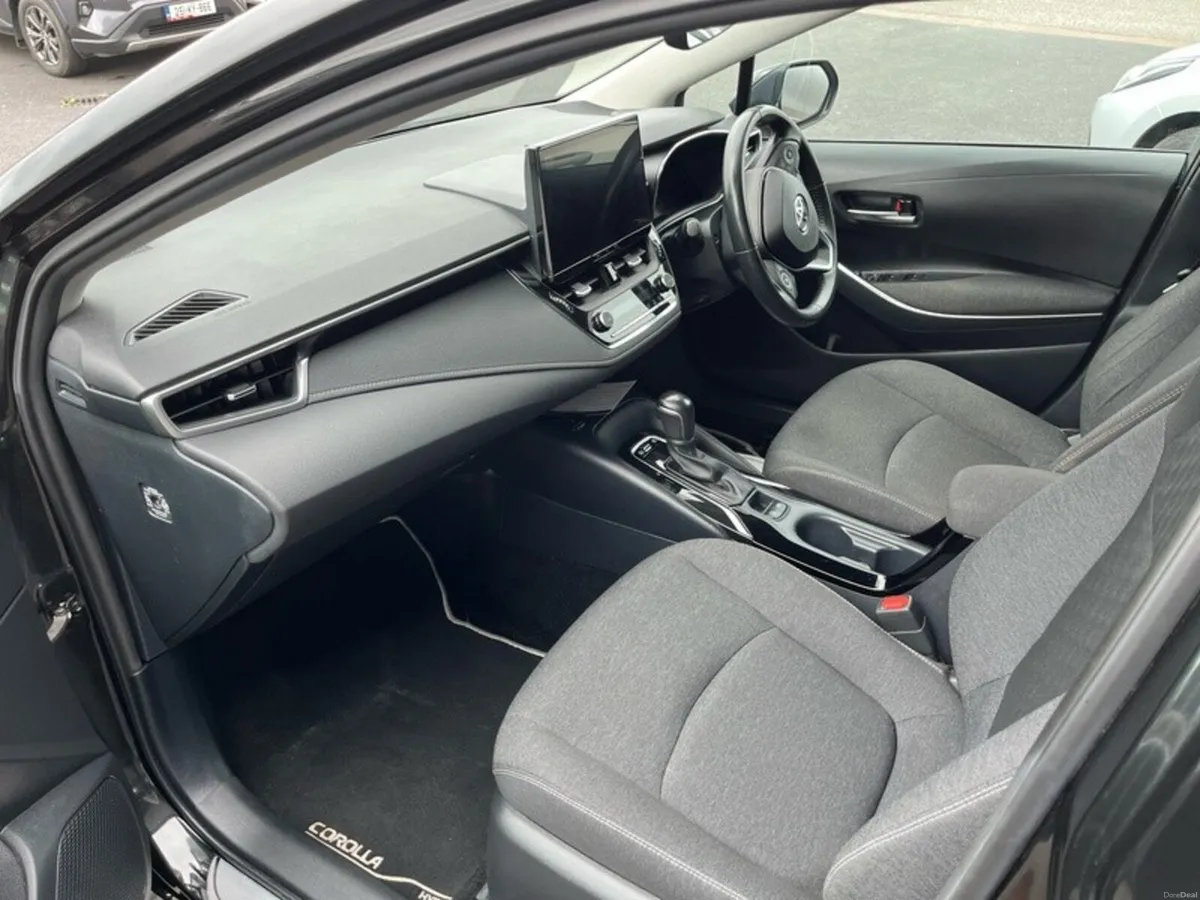 Toyota Corolla LUNA SPORT SALOON - Image 6