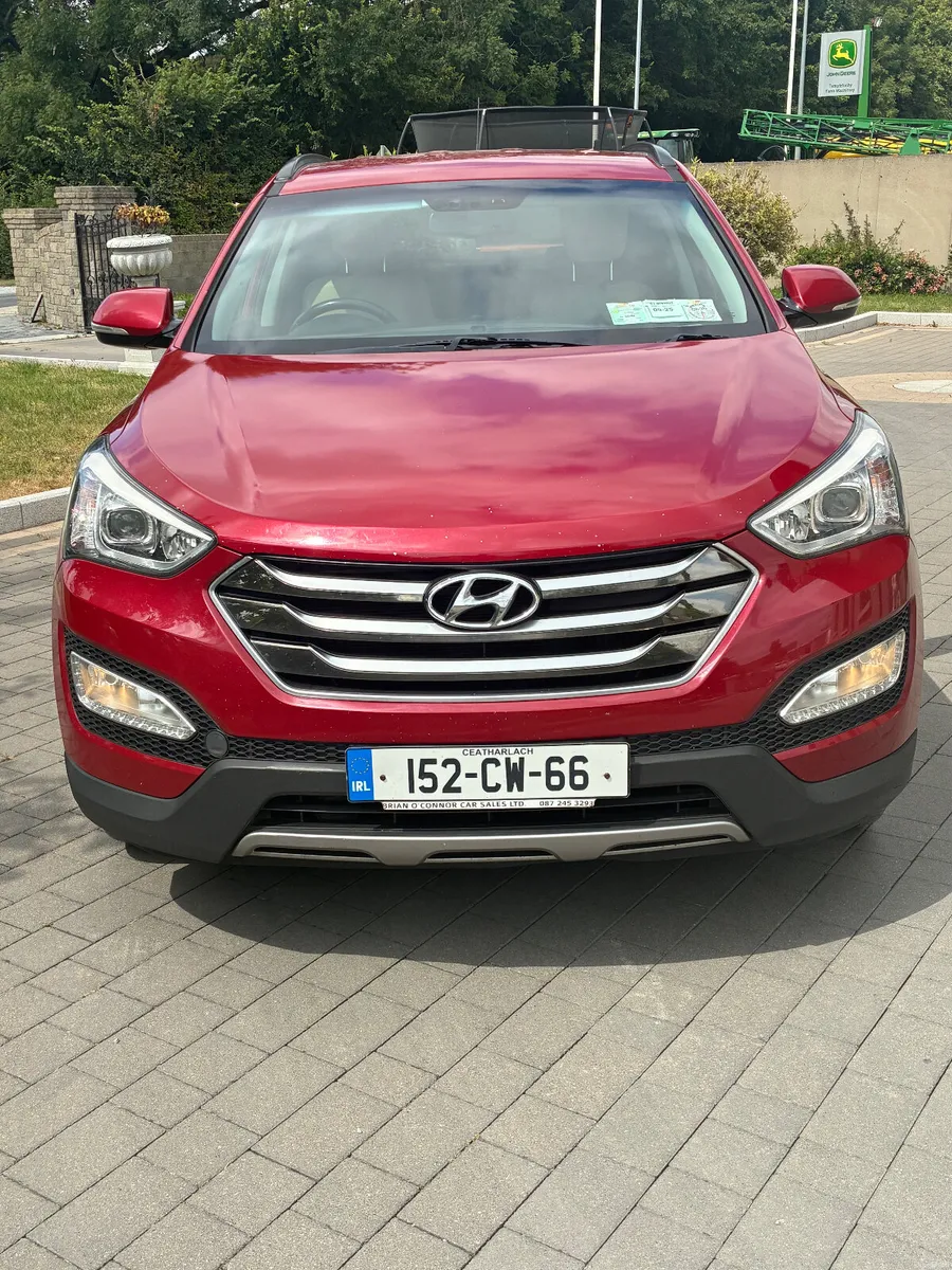2015 Hyundai Santa Fe 4x4 top spec - Image 3