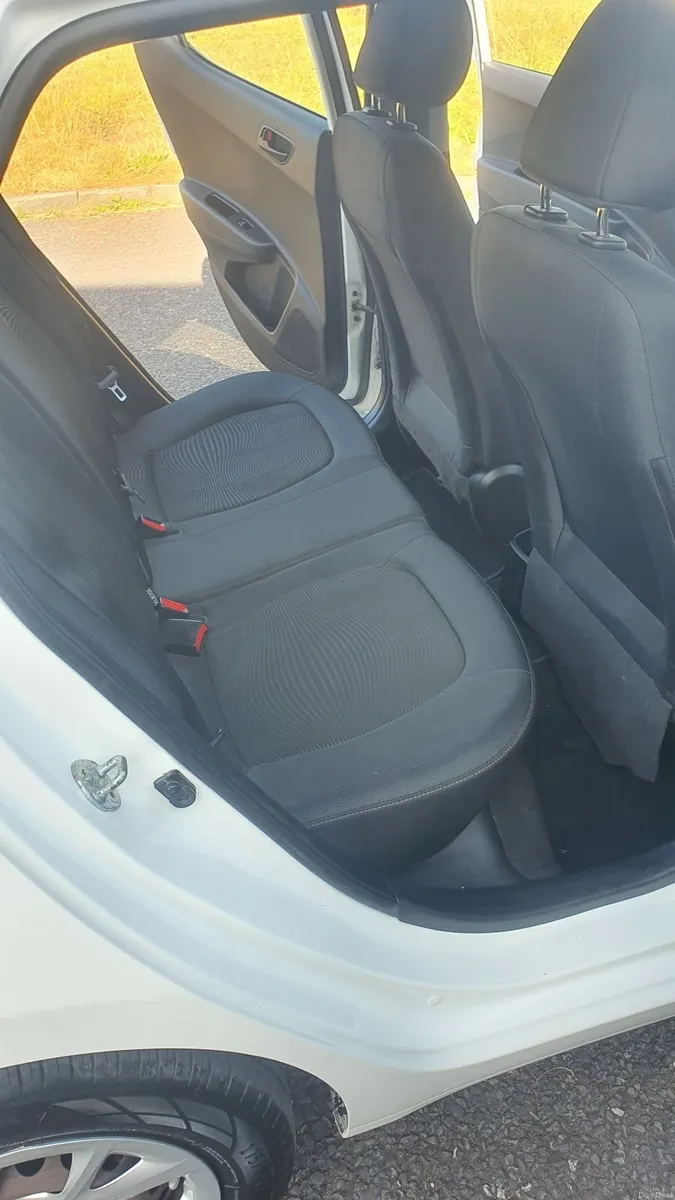Hyundai i10 2017 - Image 4