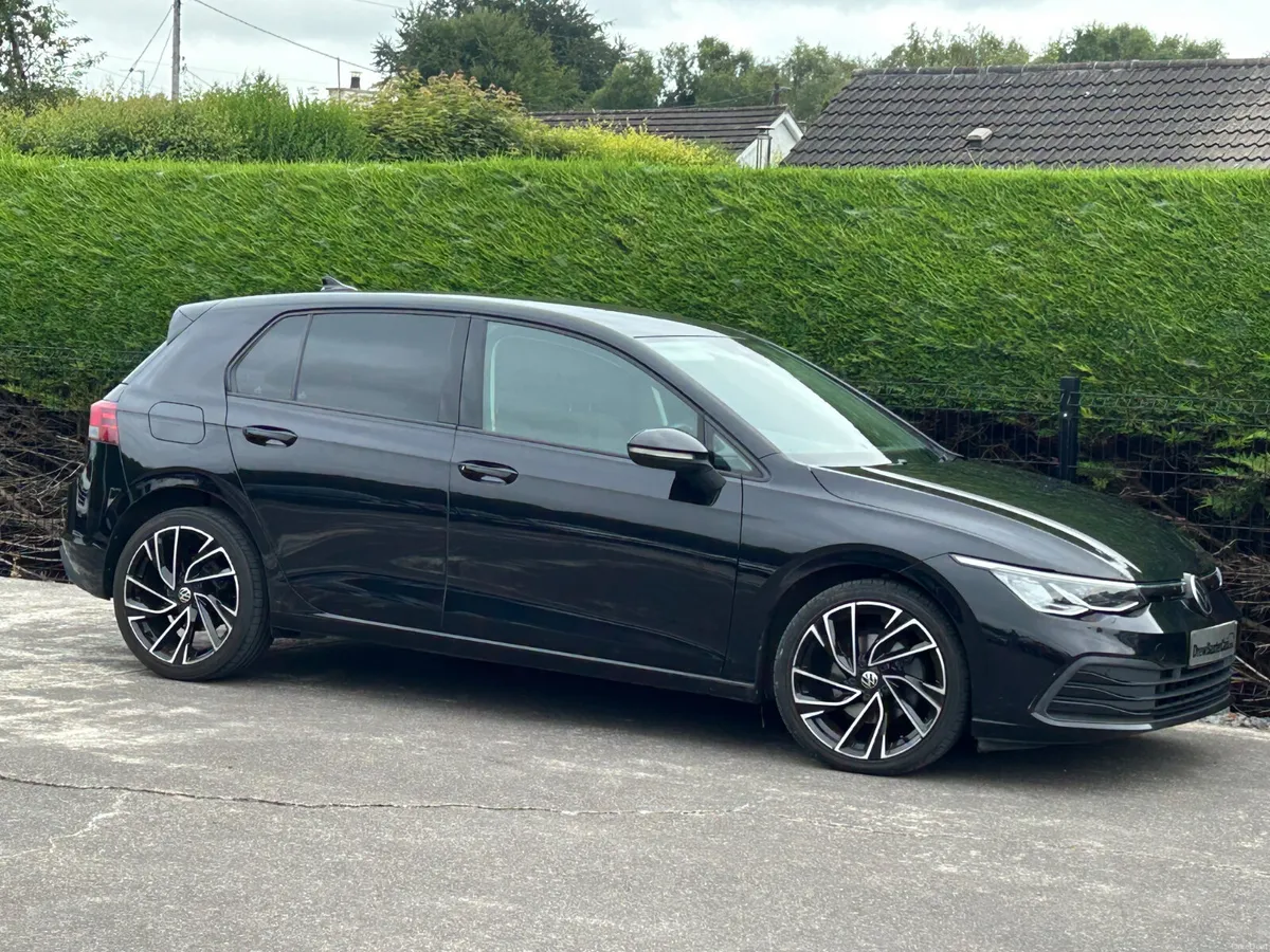 21Volkswagen Golf 1.5 tsi Life €15750 inc Vrt - Image 2