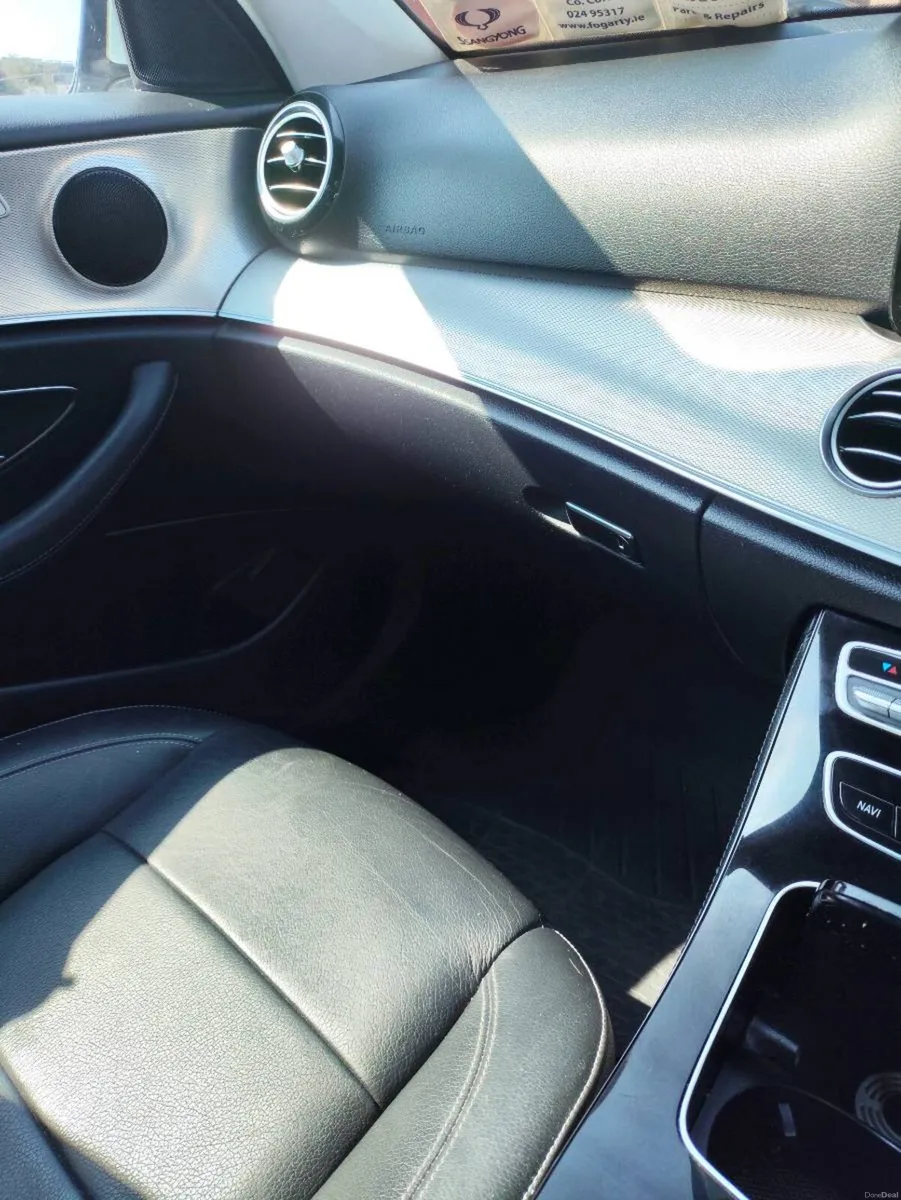 Car - Image 6