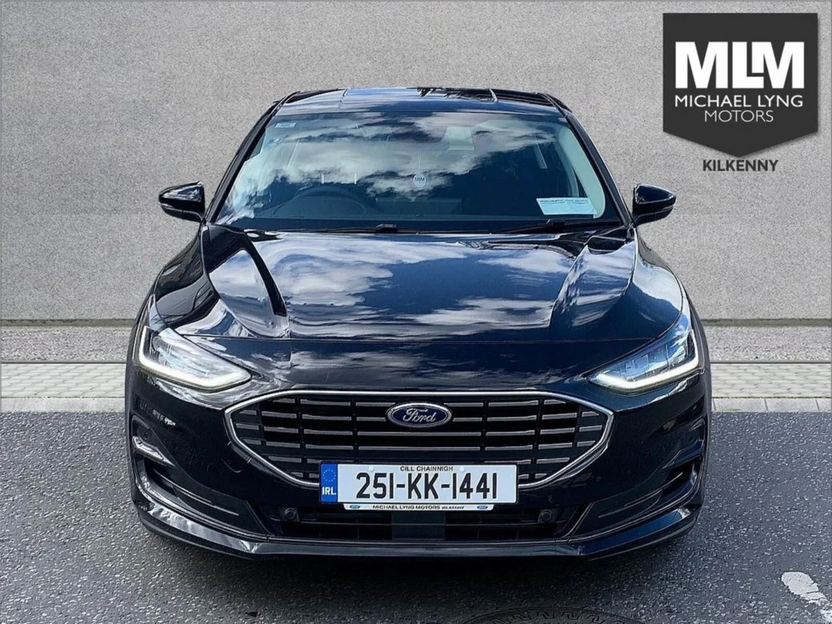 Ford Focus Titanium 1.0L EcoBoost 125PS mHEV - Image 2