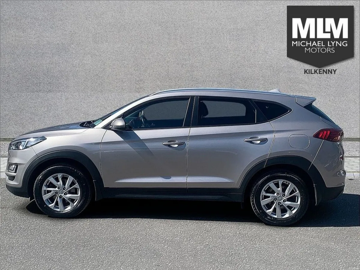 Hyundai Tucson 2WD Executive - Image 4