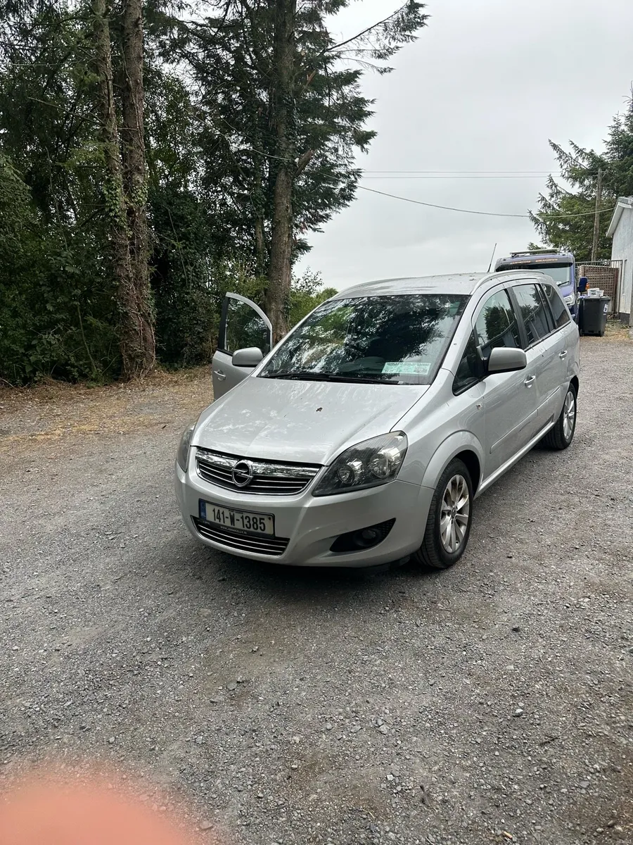 2014 opel zafira 7 seater - Image 1