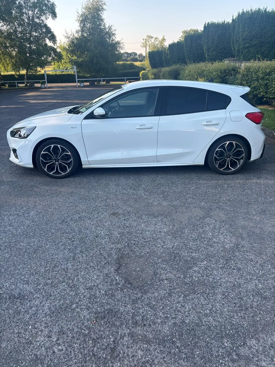 2021 Ford Focus ST-Line 1.5 Diesel 120PS - Image 3