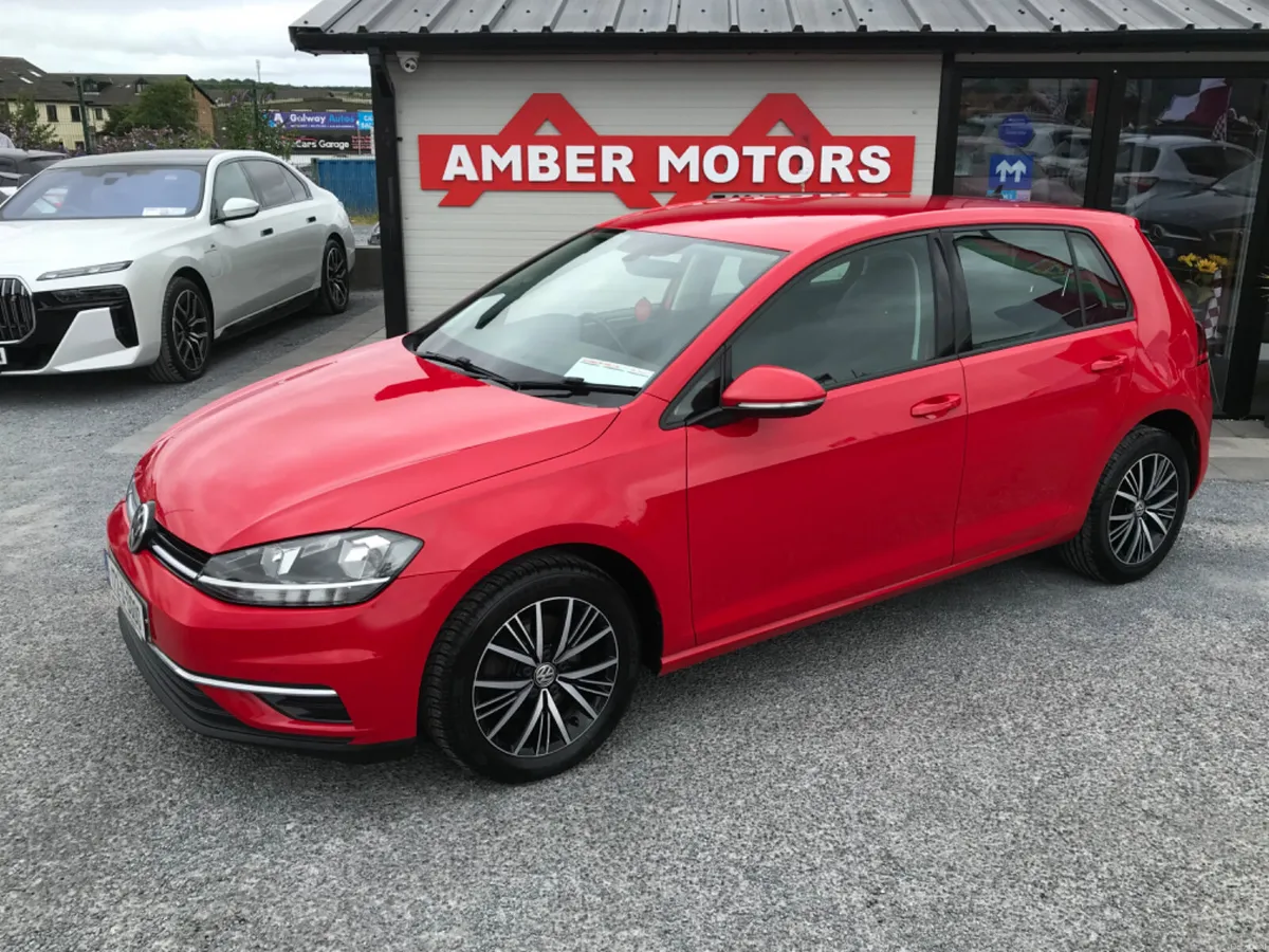 2017 Volkswagen Golf 1.6 Diesel Manual - Image 1