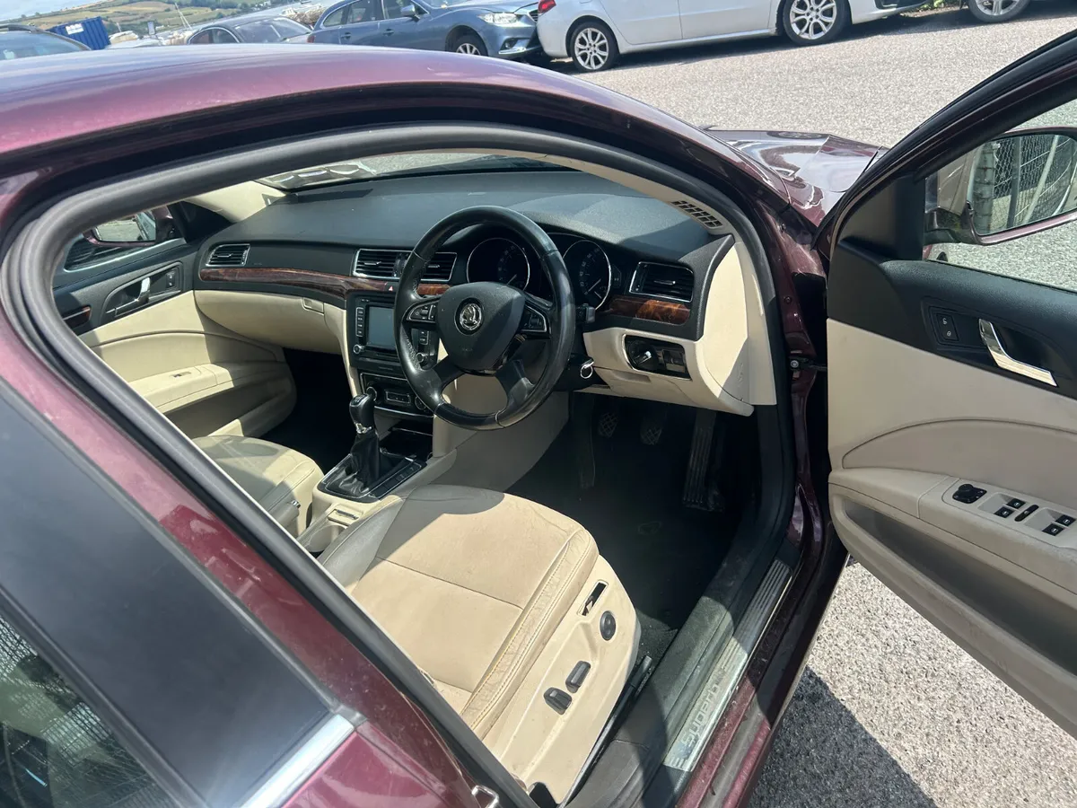 Skoda Superb 1.6Tdi 2014 - Image 4