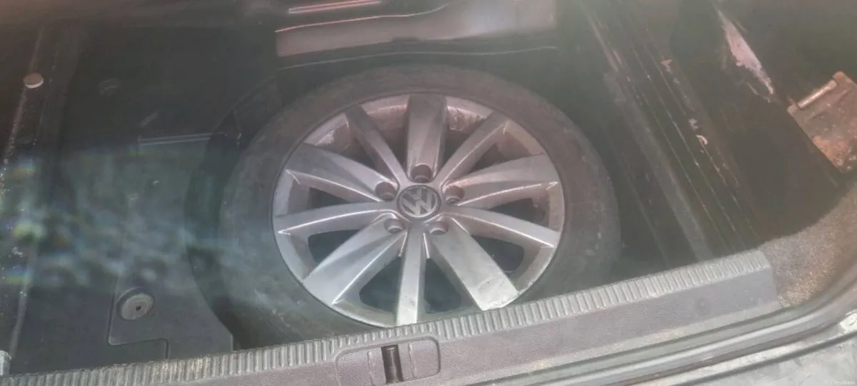 VW Passat - Image 6