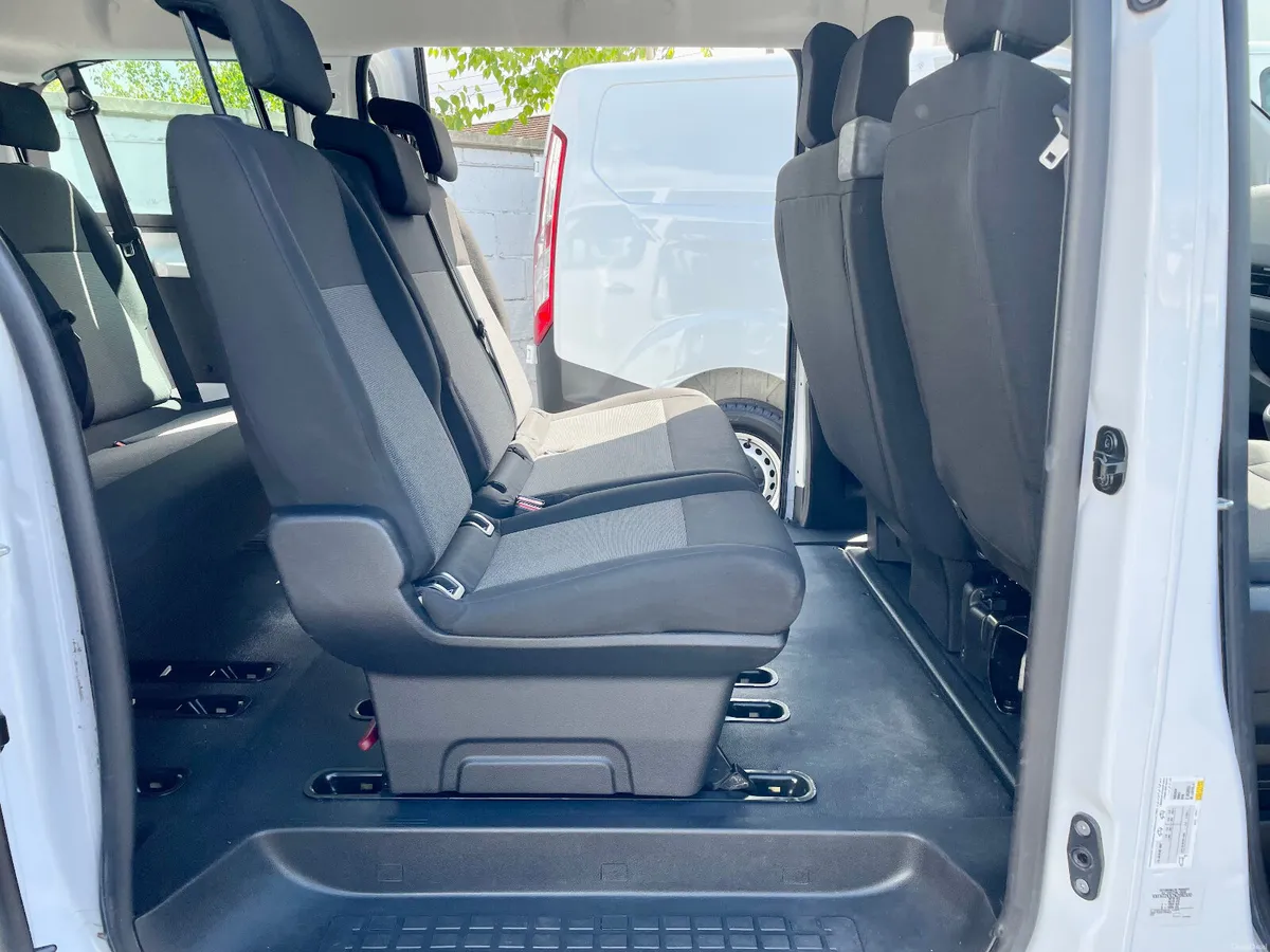 Opel E-Vivaro L1 50KWH EV 9 Seat Mini-Bus,2023 - Image 5