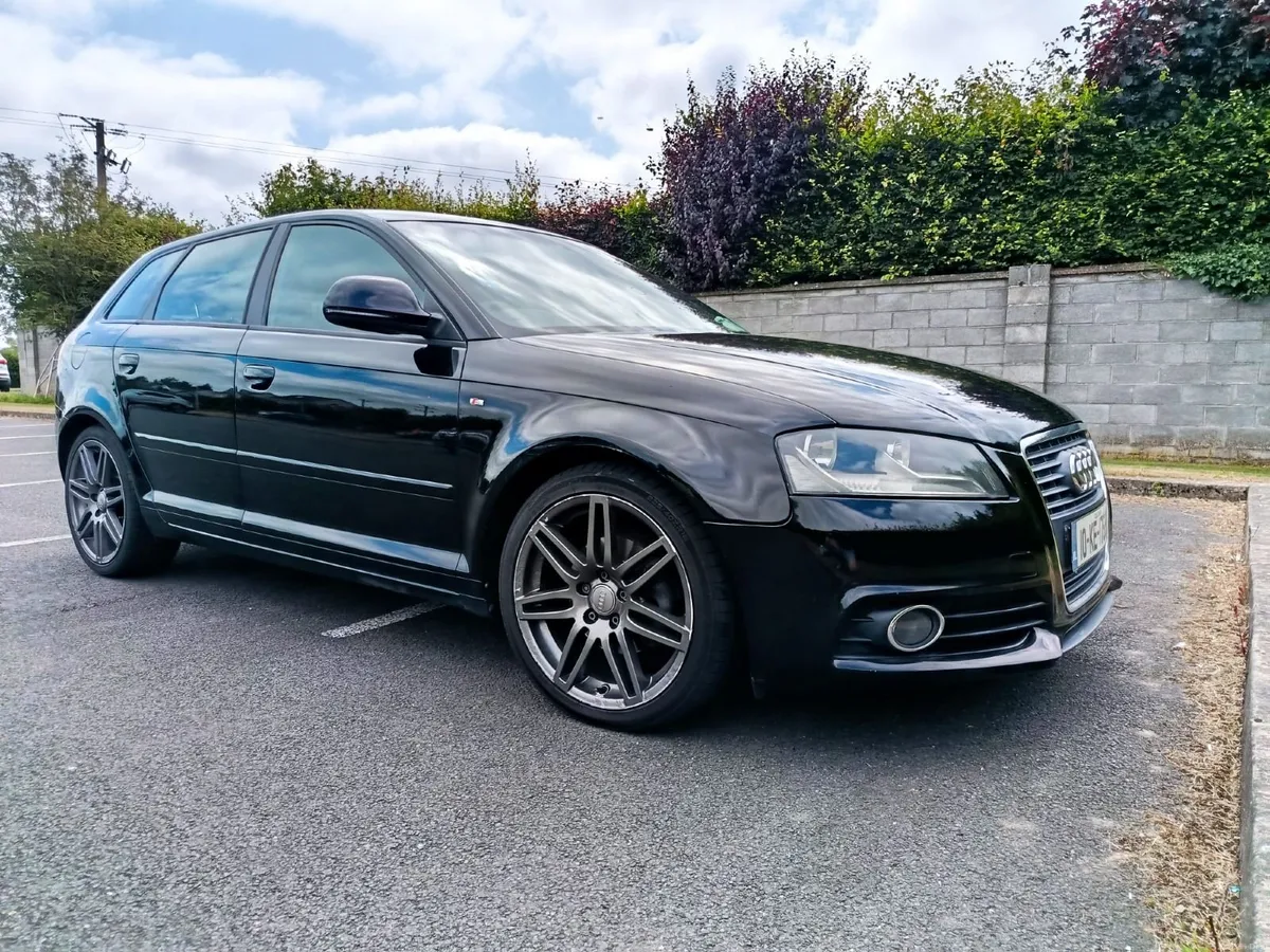 Audi A3 2010 - Image 2