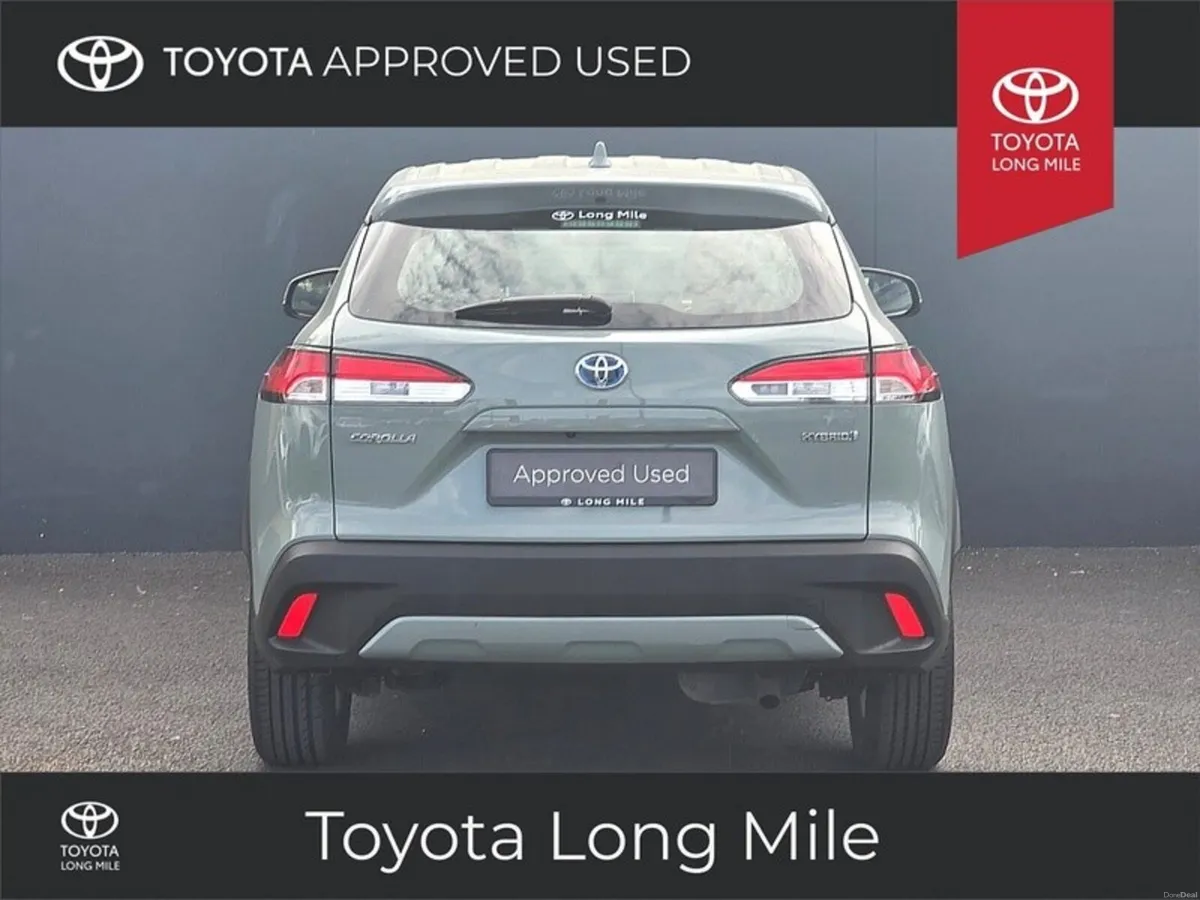 Toyota Corolla Cross 1.8 Hybrid Luna 5dr - Image 4