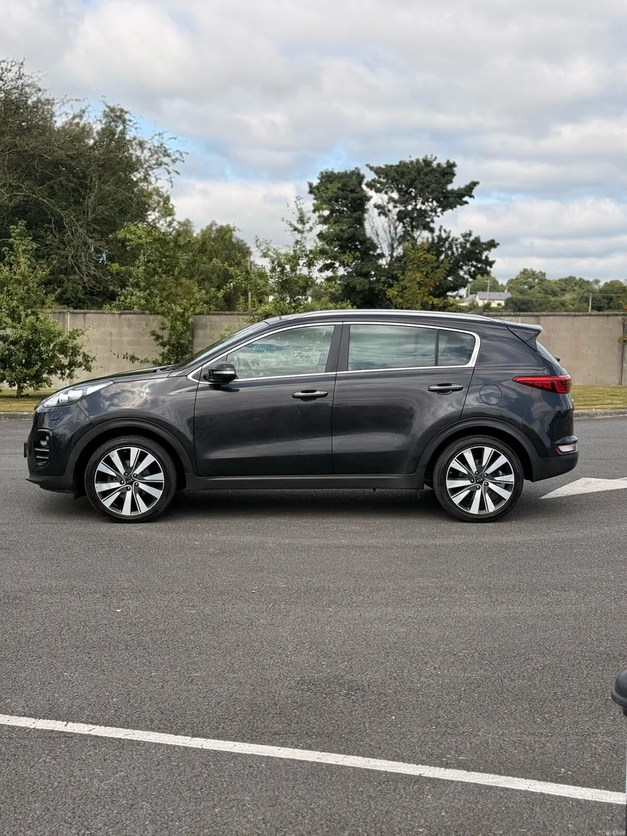 Kia Sportage high spec model - Image 2
