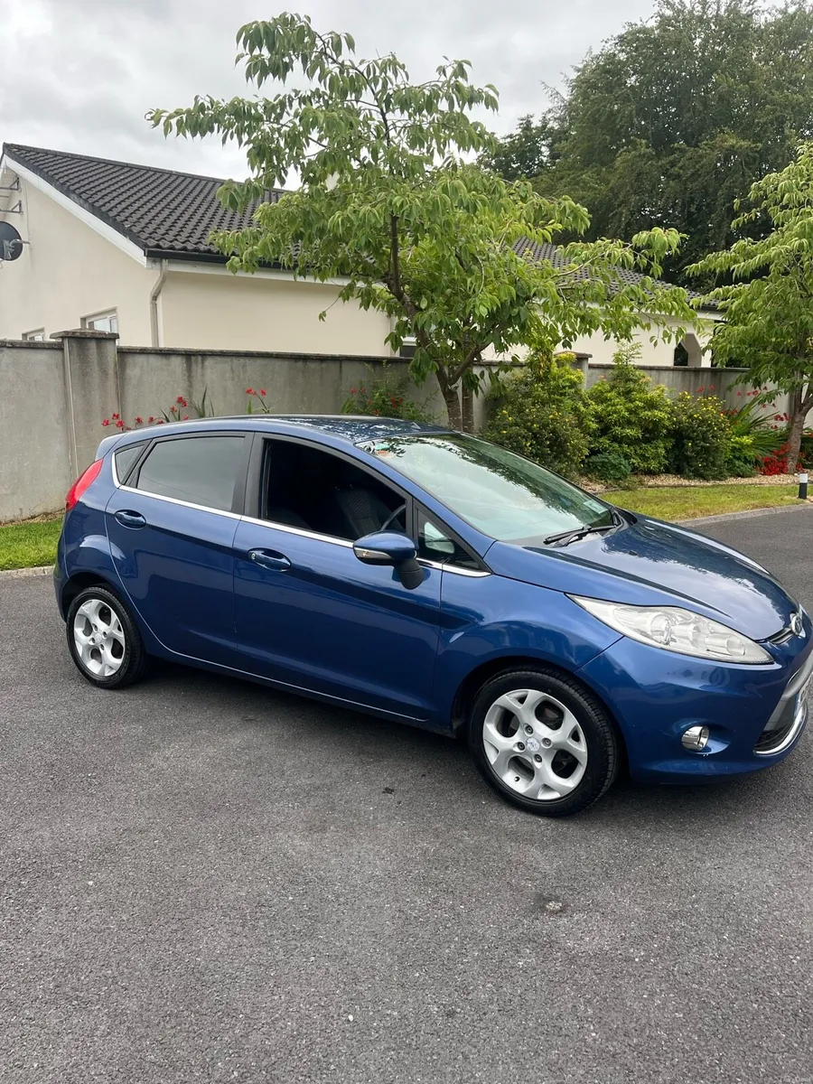 Ford Fiesta 2010 - Image 3