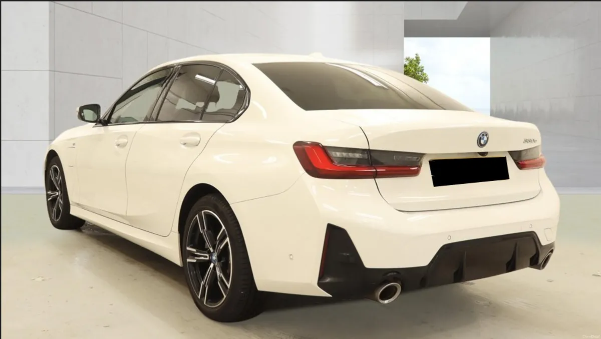 2024 BMW 3 SERIES 330E M - SPORT HYBRID - Image 3