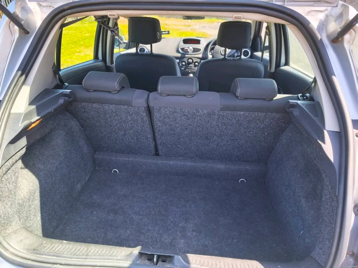 Renault Clio 1.2 petrol - Image 4