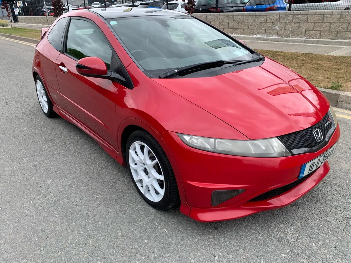2010 Honda Civic 1.8 Tyre S, Nctd 10/26,tax 9/26 - Image 1