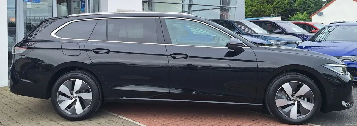Volkswagen Passat Estate Business 2.0 TDI 150 BHP - Image 2