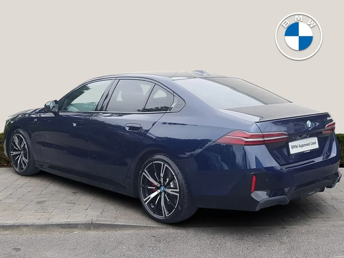 BMW 5-Series 530e M Sport - Image 2