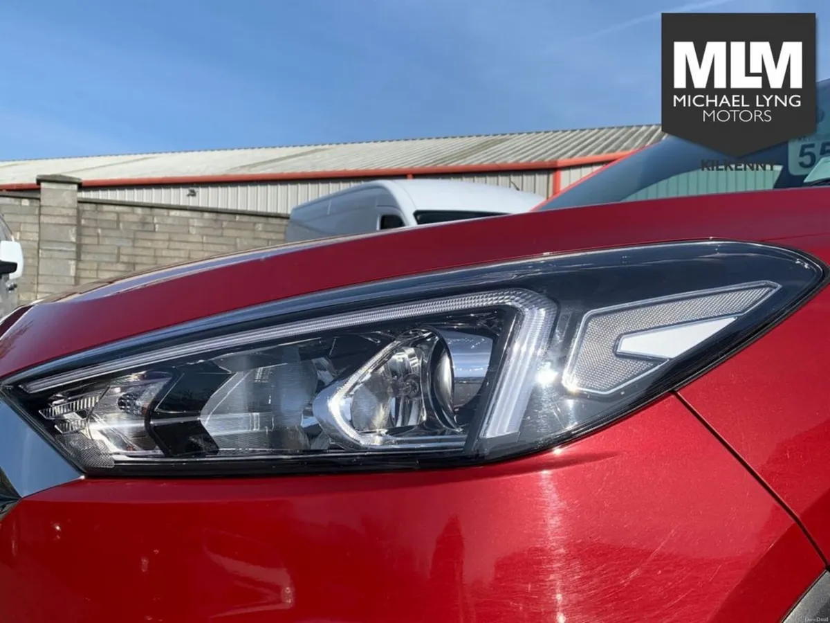 Hyundai Tucson ix35 Executive 1.6 Diesel 5DR - Image 4