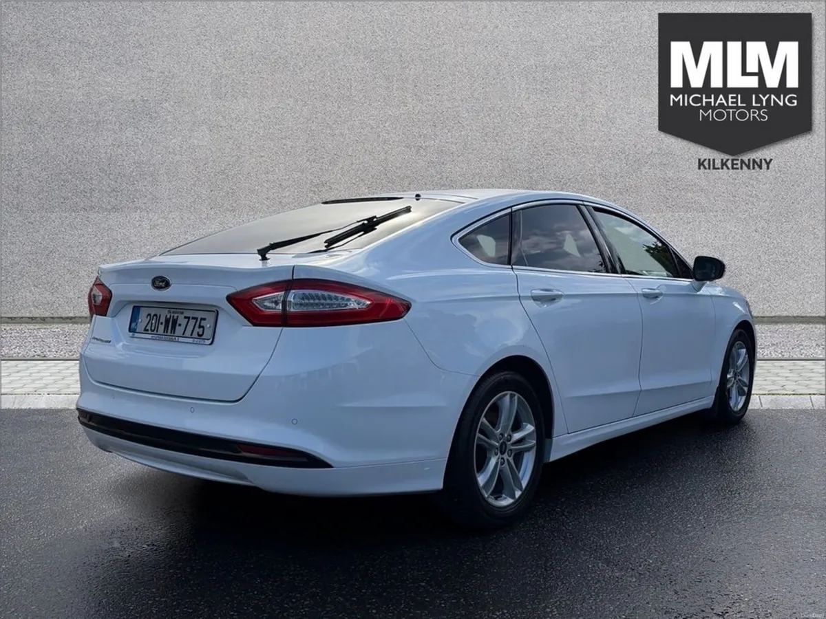 Ford Mondeo Titanium 5DR 2.0 150PS 6SPD 4D - Image 5