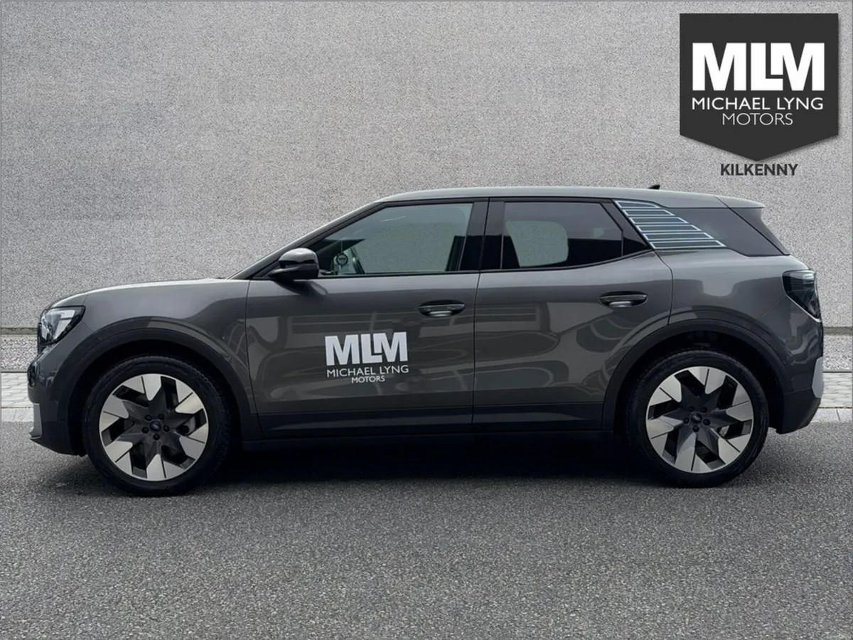Ford Explorer Premium 77KWH Extended Range - Image 5
