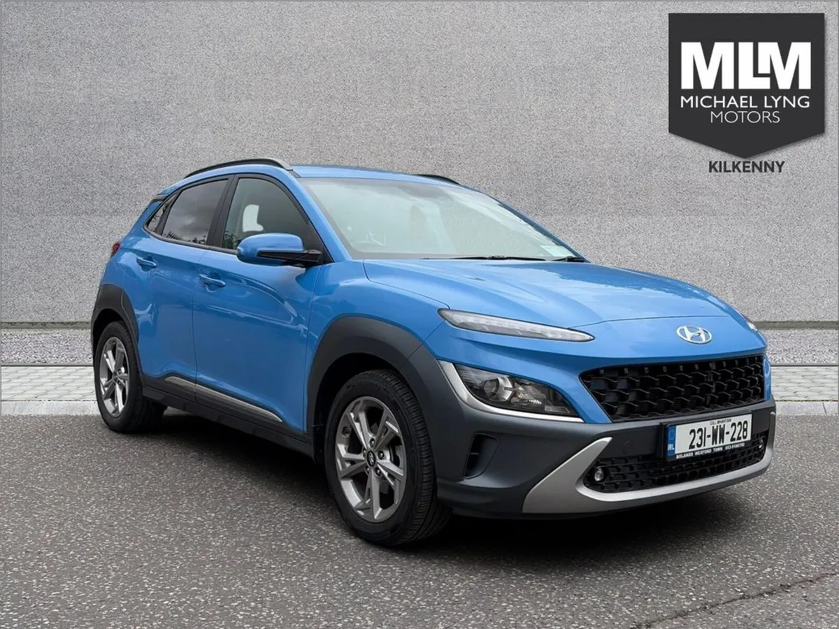 Hyundai KONA Kauai Executive Petrol 5DR - Image 1