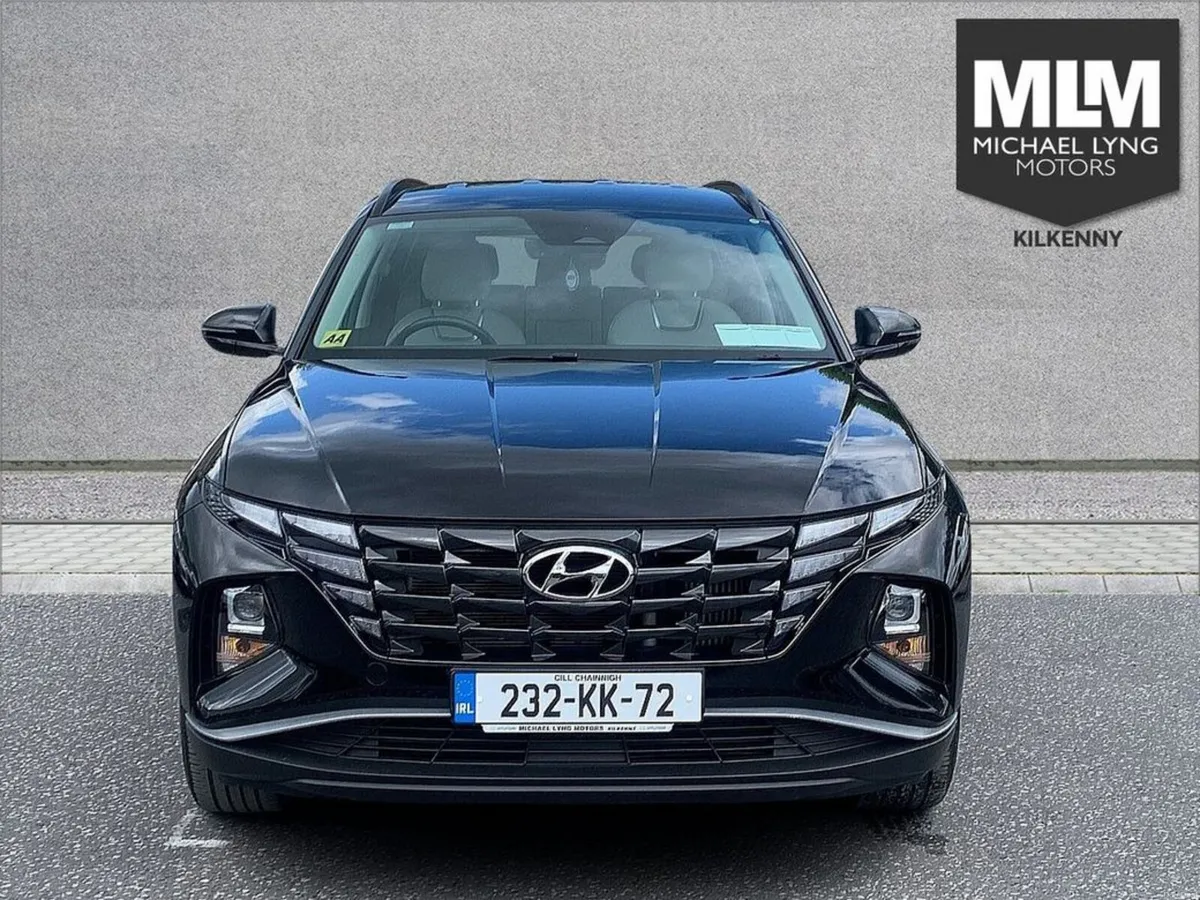 Hyundai Tucson 2WD Executive - Image 2