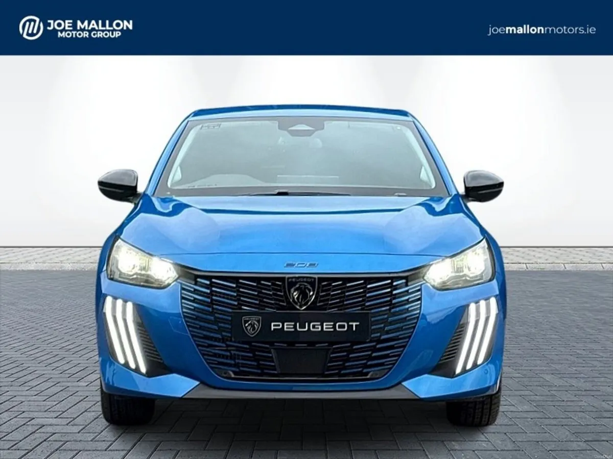 Peugeot 208 AlLLURE 1.2 HYBRID 110BHP e-DCS6 - Image 3