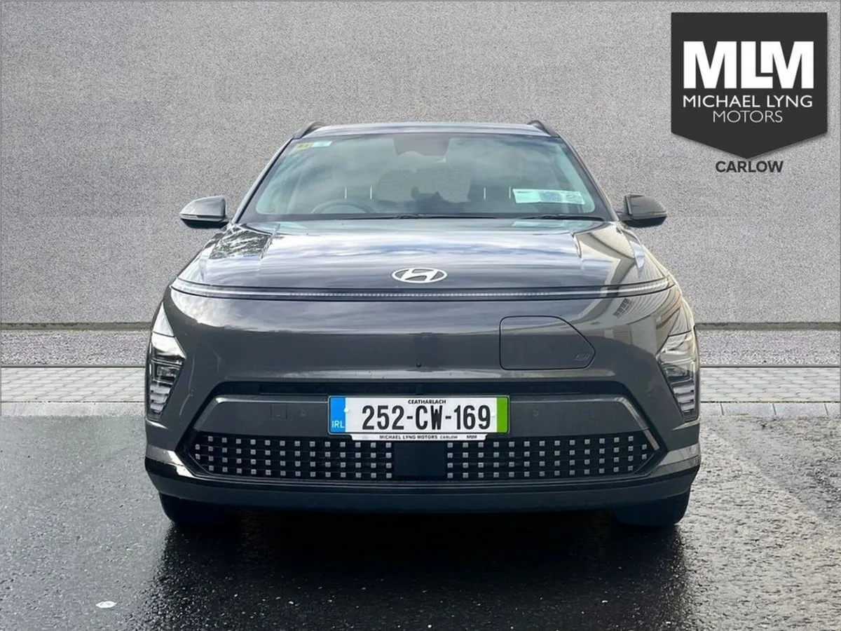 Hyundai KONA Kona EV Platinum 65kWh - Image 2