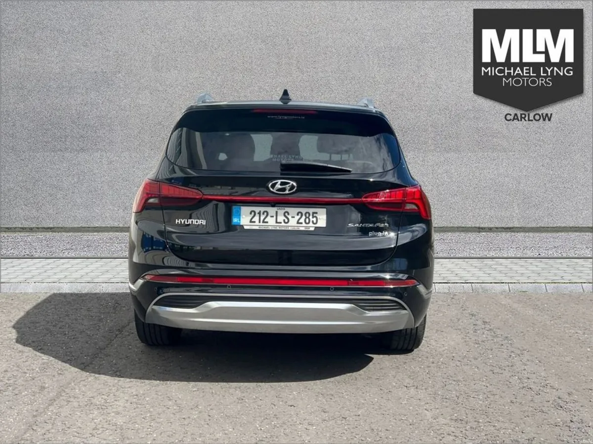 Hyundai Santa Fe 1.6 PHEV 4WD Executive Plus Auto - Image 6