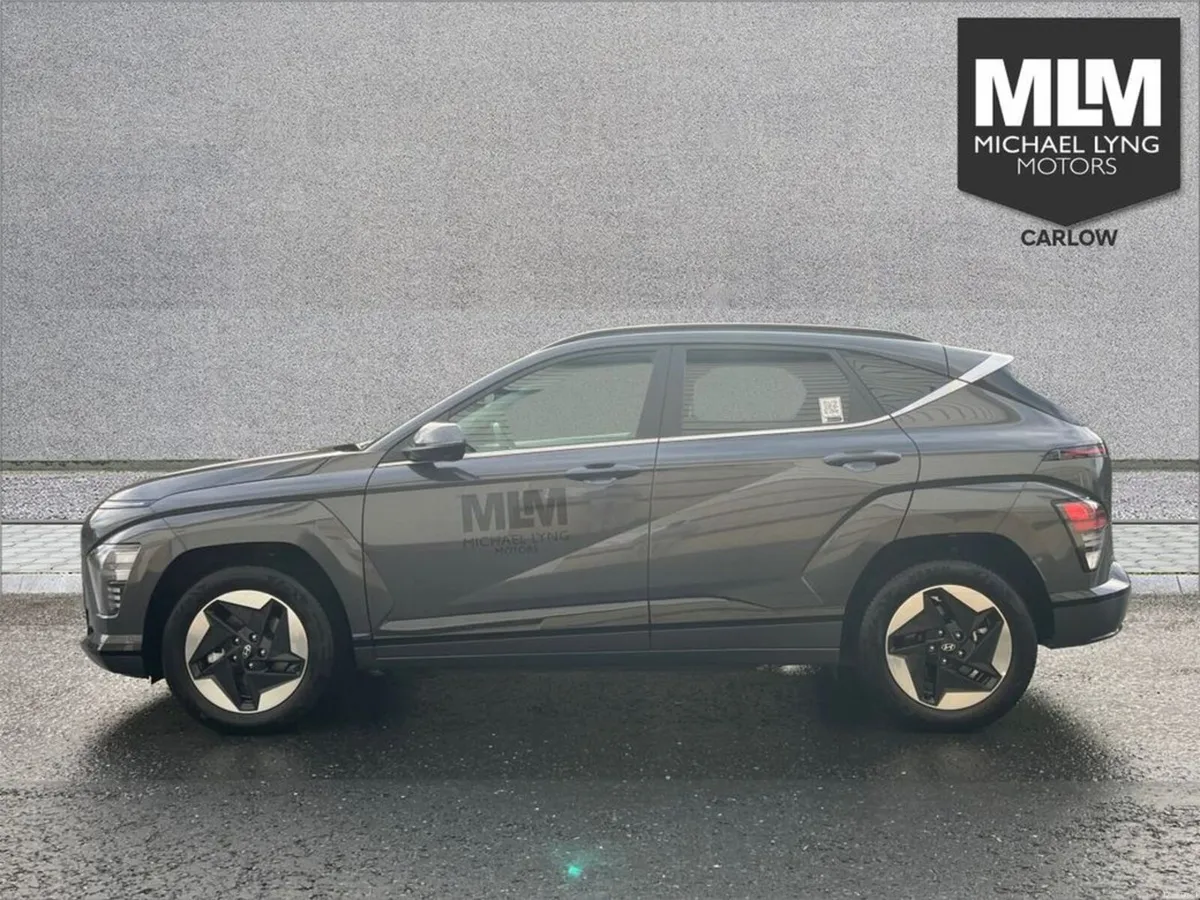 Hyundai KONA Kona EV Platinum 65kWh - Image 4