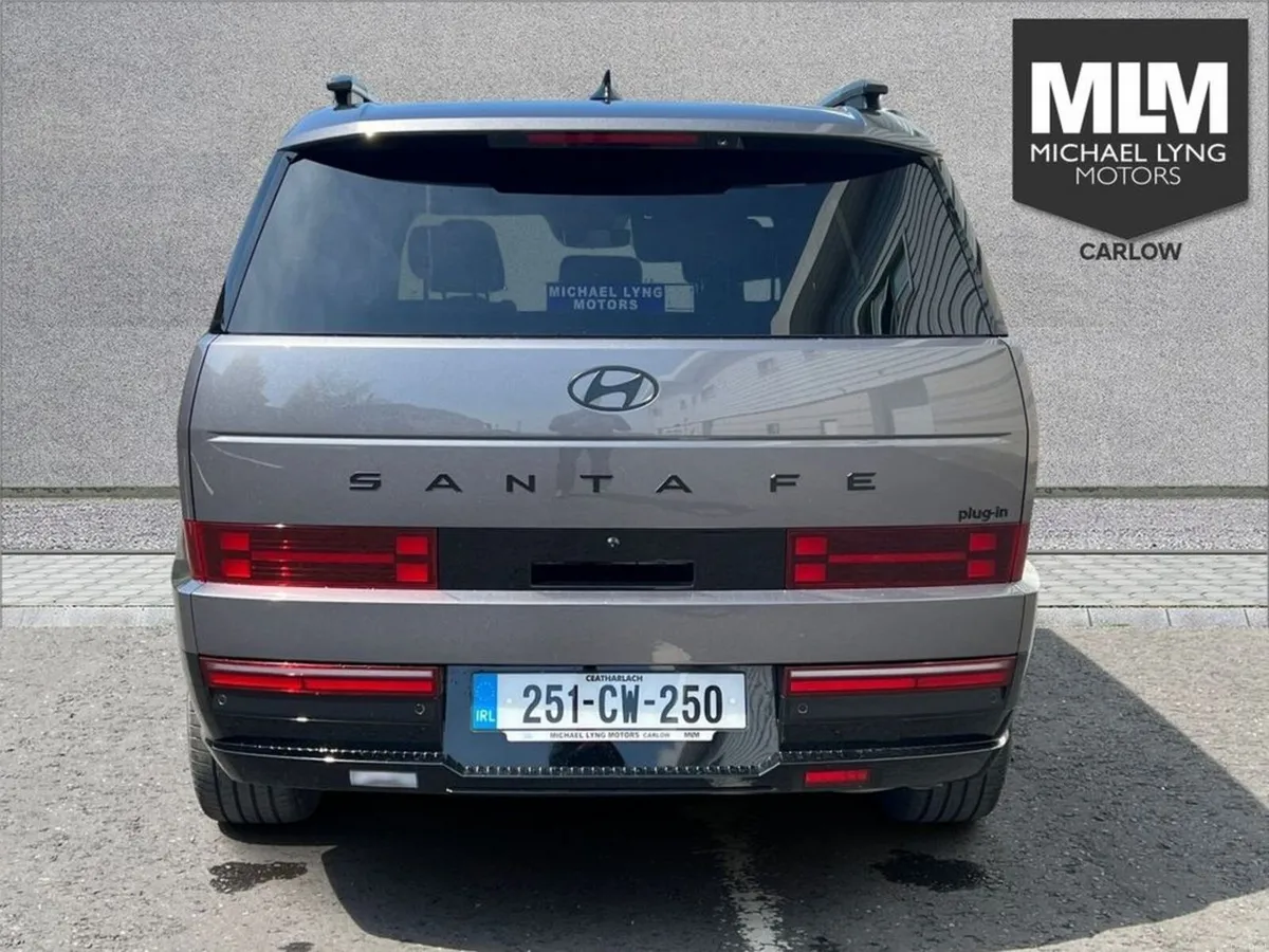 Hyundai Santa Fe 1.6 PHEV 4WD Premium - Image 6
