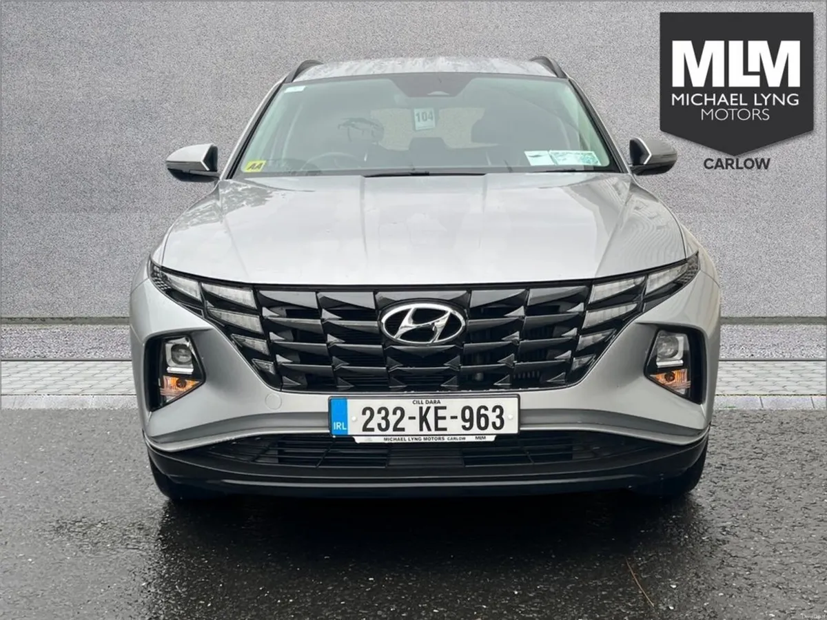 Hyundai Tucson Executive 5DR - Image 2