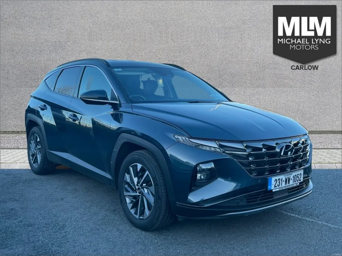 Hyundai Tucson Executive Plus 5DR - Image 1