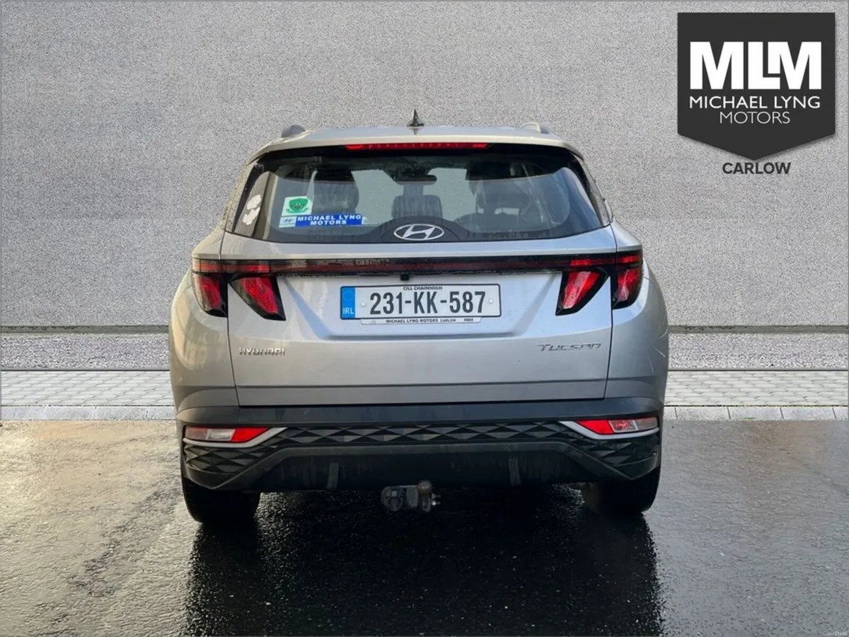 Hyundai Tucson 2WD Executive - Image 6