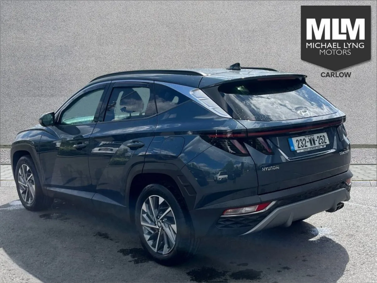 Hyundai Tucson Executive Plus 5DR - Image 4