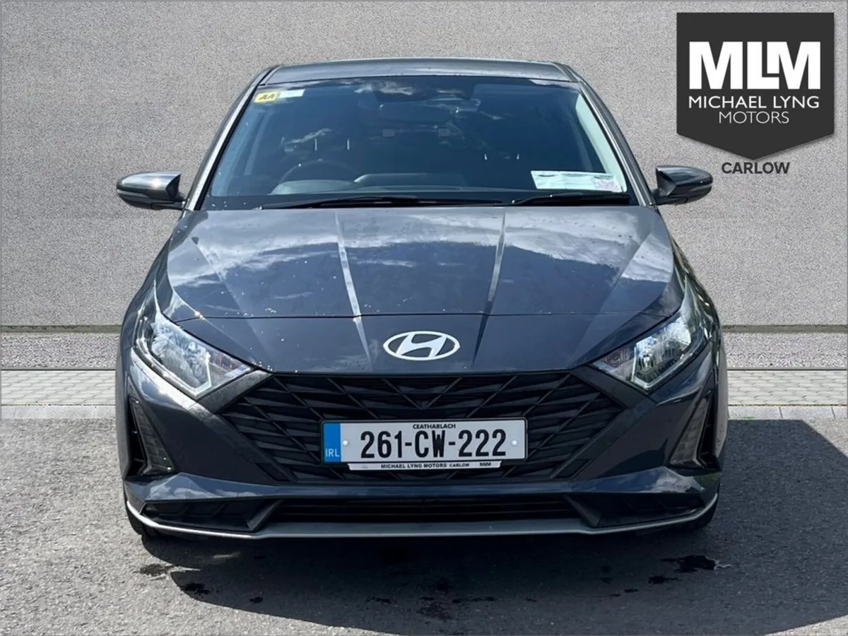 Hyundai i20 Deluxe Plus - Image 2