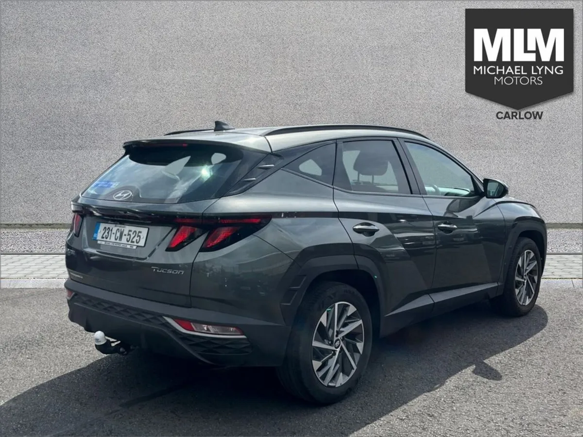 Hyundai Tucson Executive 5DR - Image 6