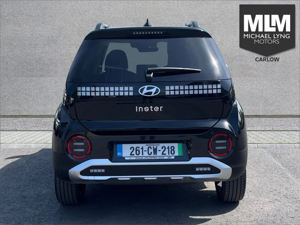 Hyundai INSTER Elegance 49KWH - Image 4