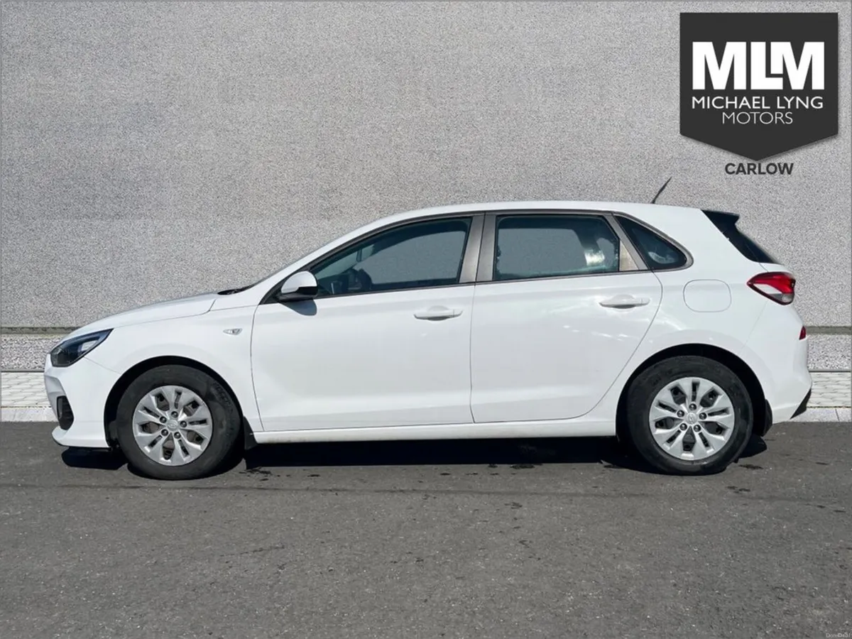 Hyundai i30 i 30 1.0 Classic 5DR - Image 3