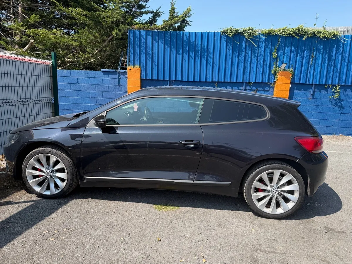 Car - Image 6