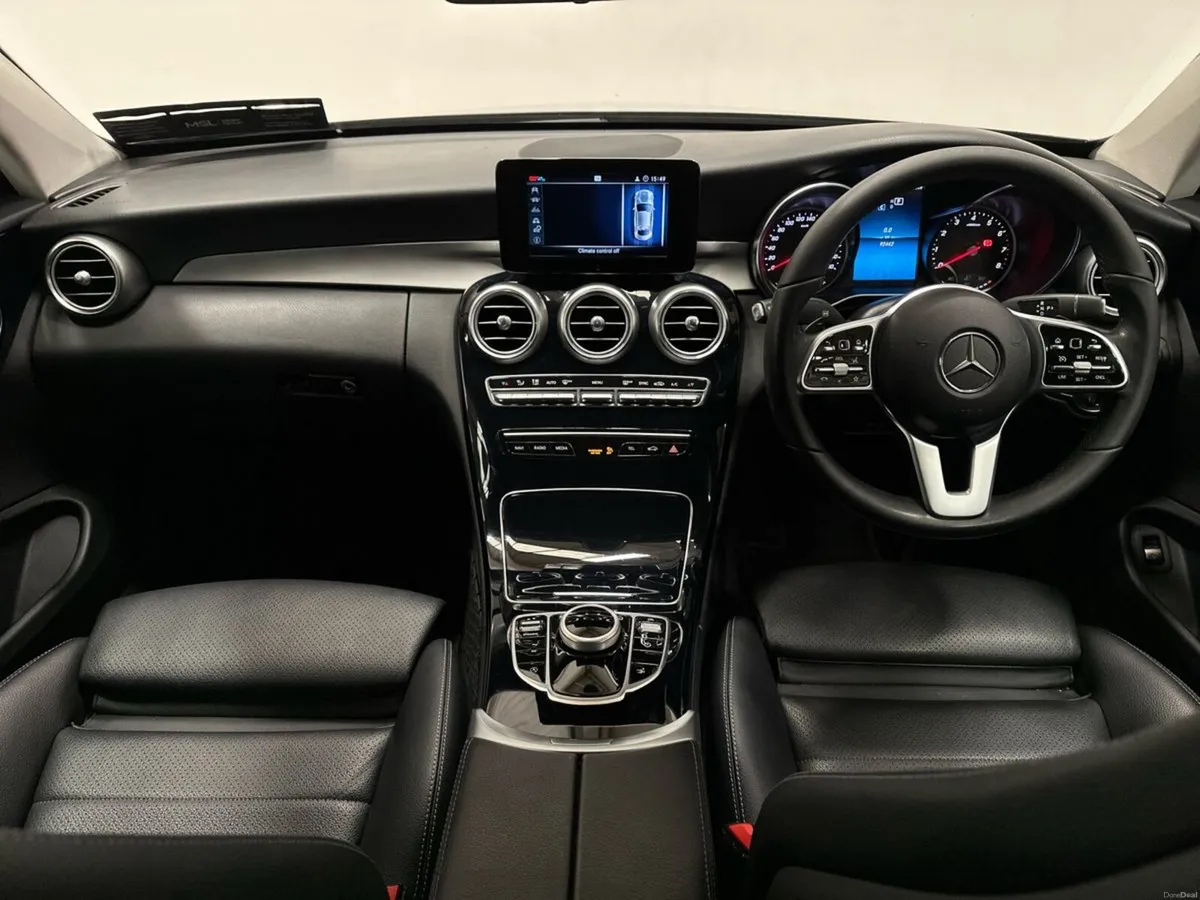 Mercedes-Benz C-Class C180 Coupe - Image 2