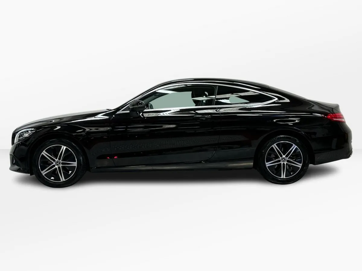 Mercedes-Benz C-Class C180 Coupe - Image 5