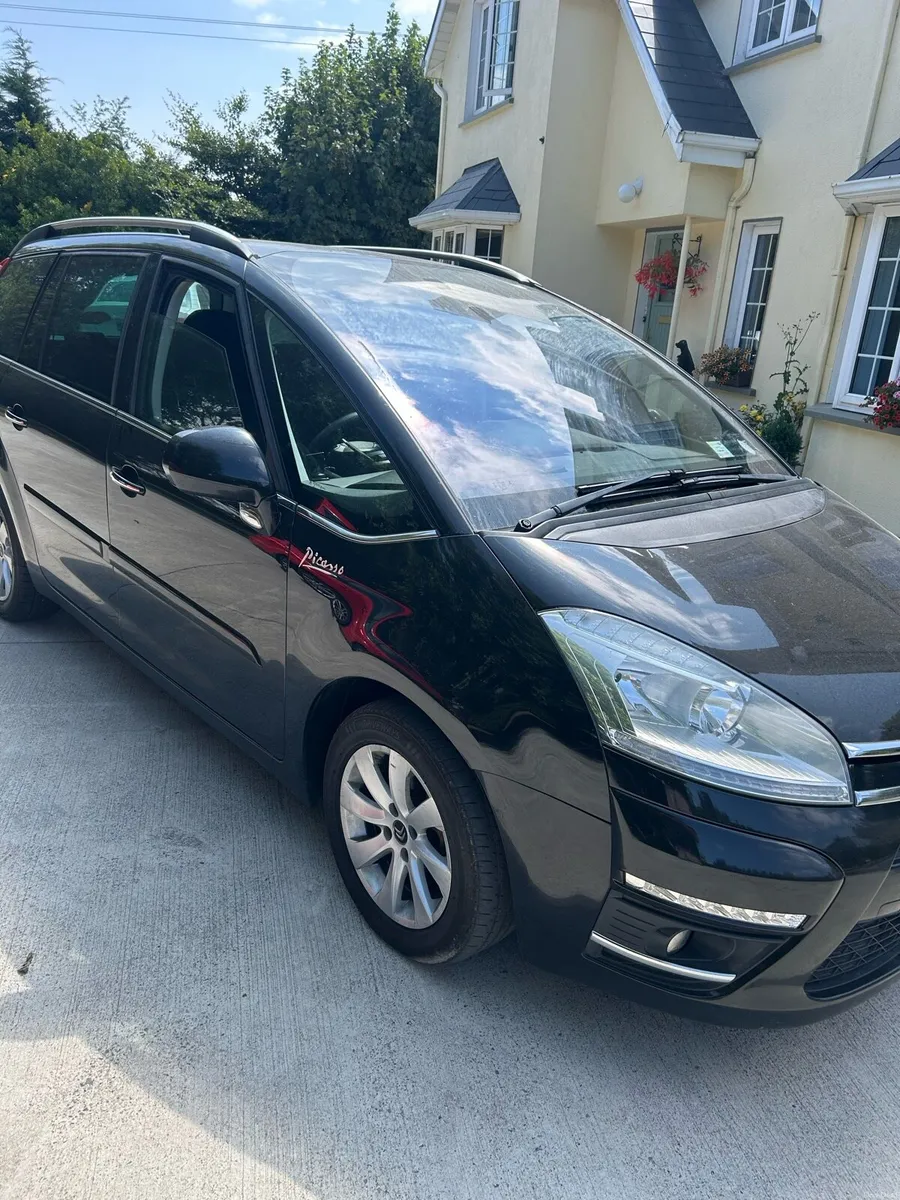 Car - Image 1