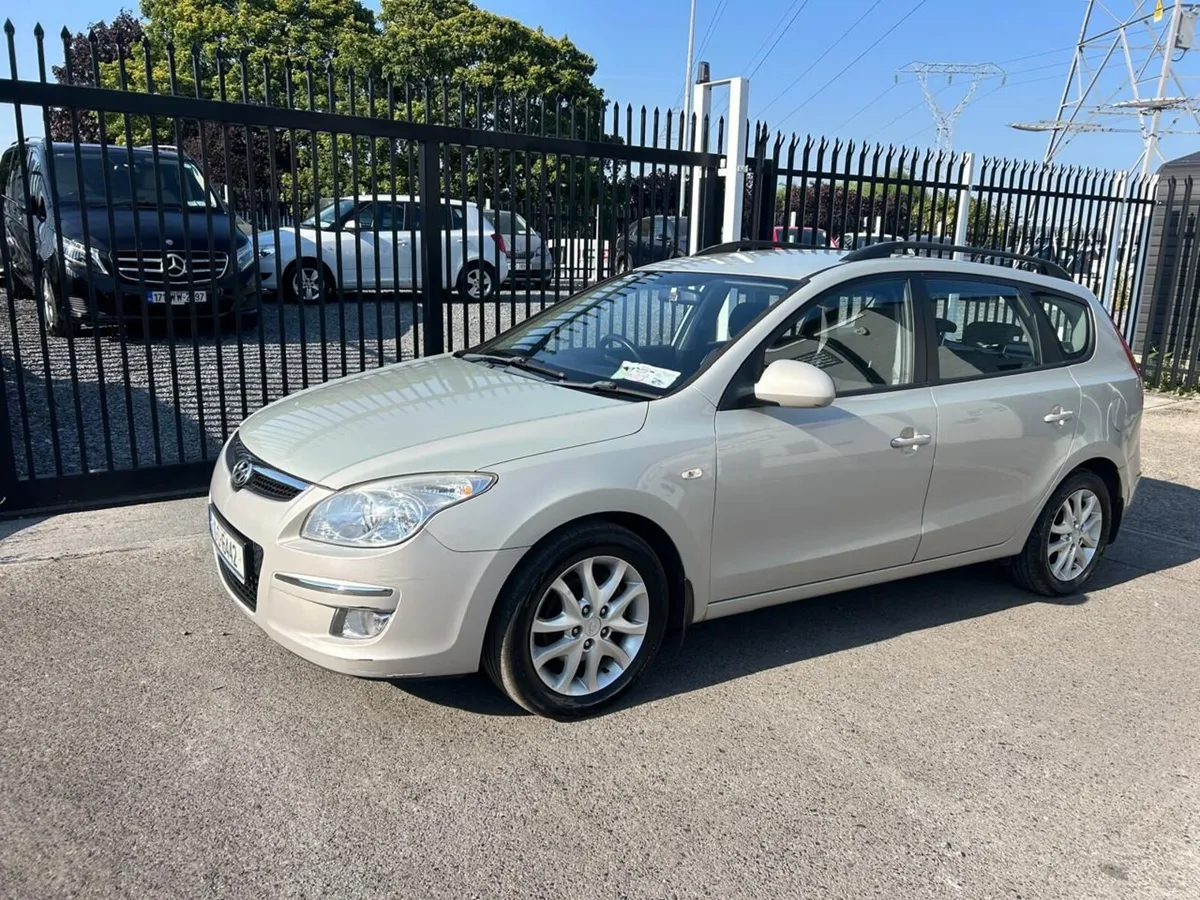 Hyundai i30 2010 - Image 3