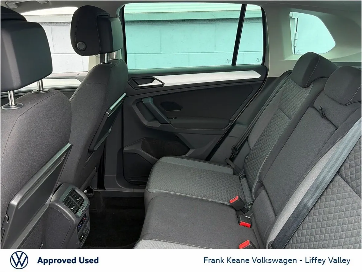 Volkswagen Tiguan COMFORTLINE 1.5 TSI 130HP *ONE O - Image 6