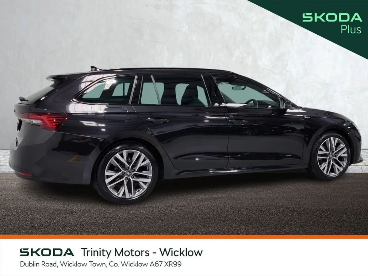 Skoda Octavia ** COMBI ** SPORTLINE **  2.0TDI ** - Image 3