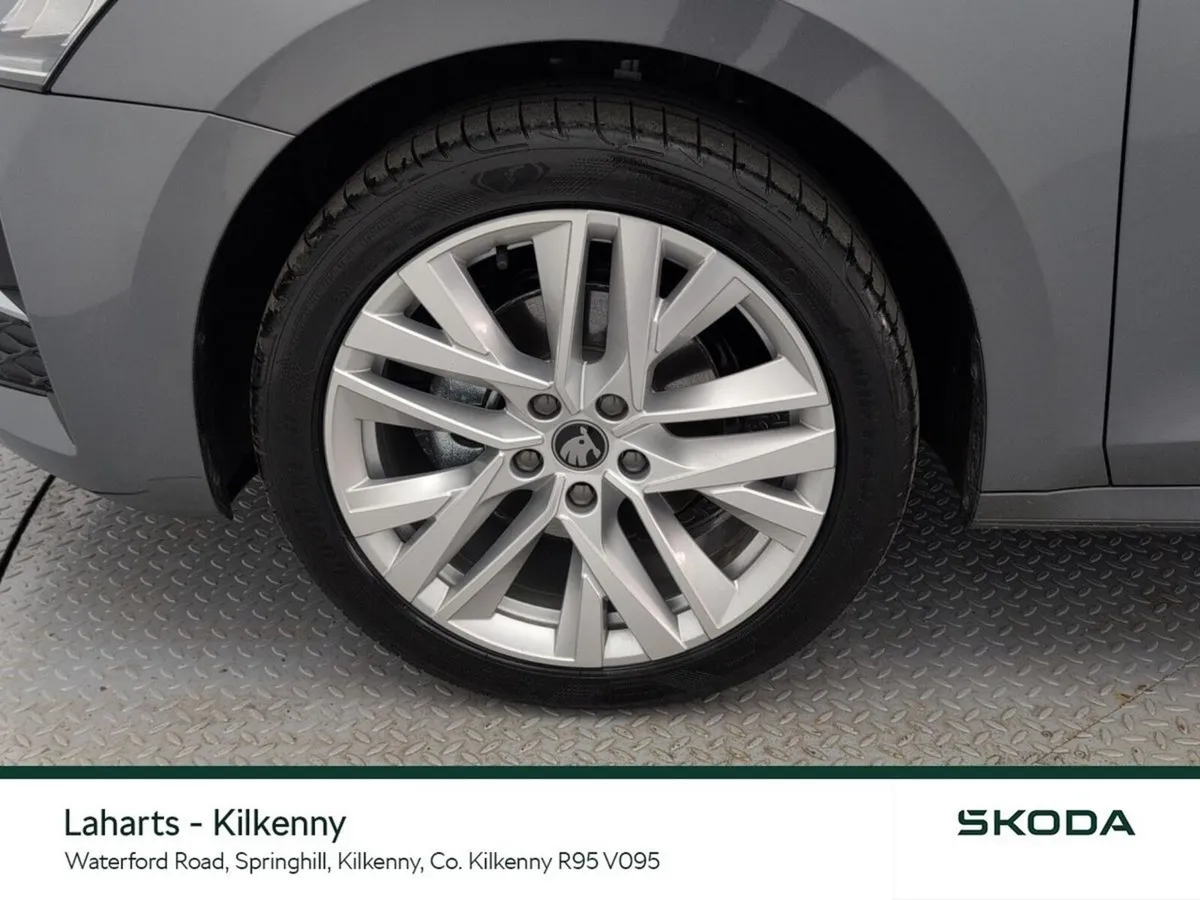Skoda Octavia COMBI SELECTION 2.0TDI 150HP DSG *RE - Image 6