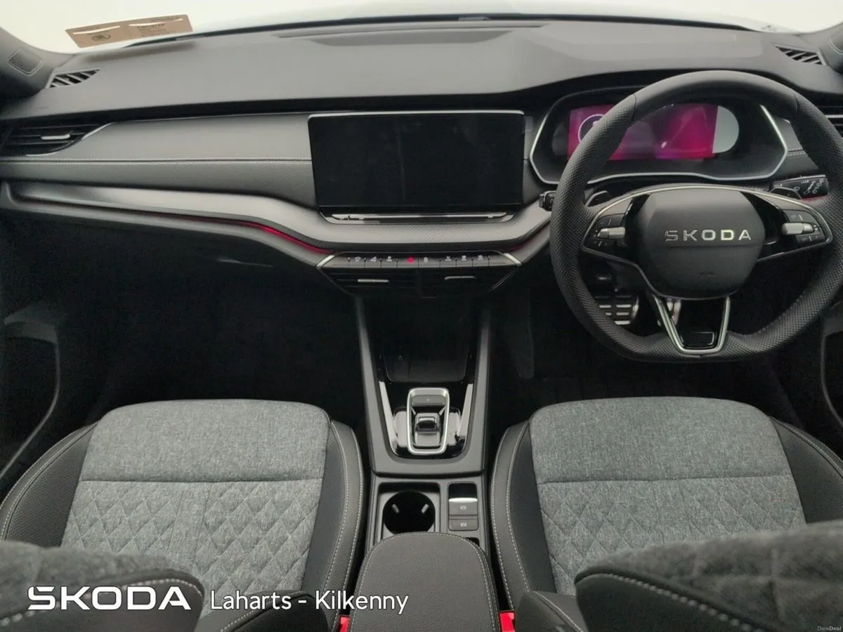 Skoda Octavia SPORT 2.0TDI 150HP DSG *HEATED SEATS - Image 2